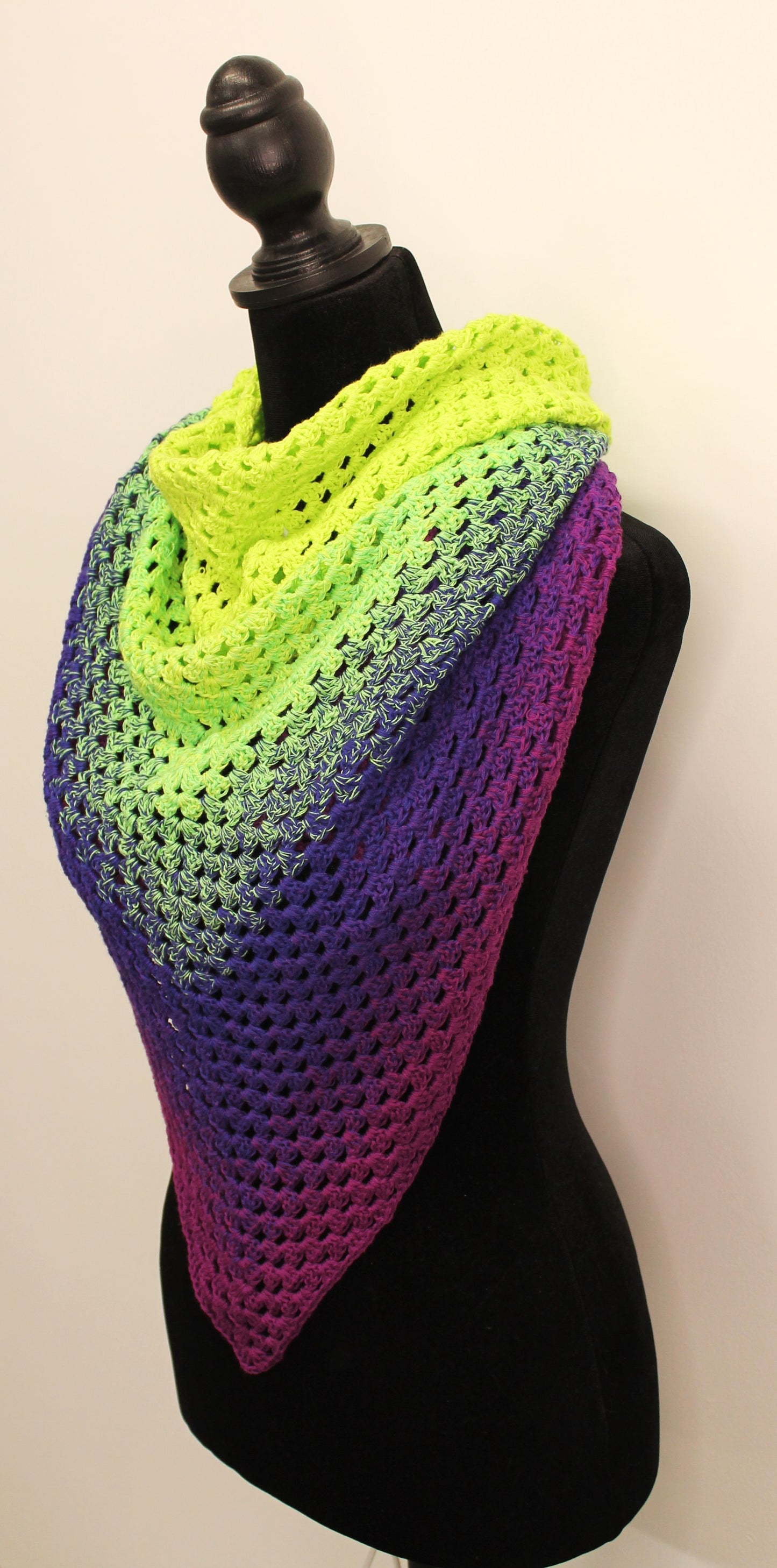 Triangle shawl