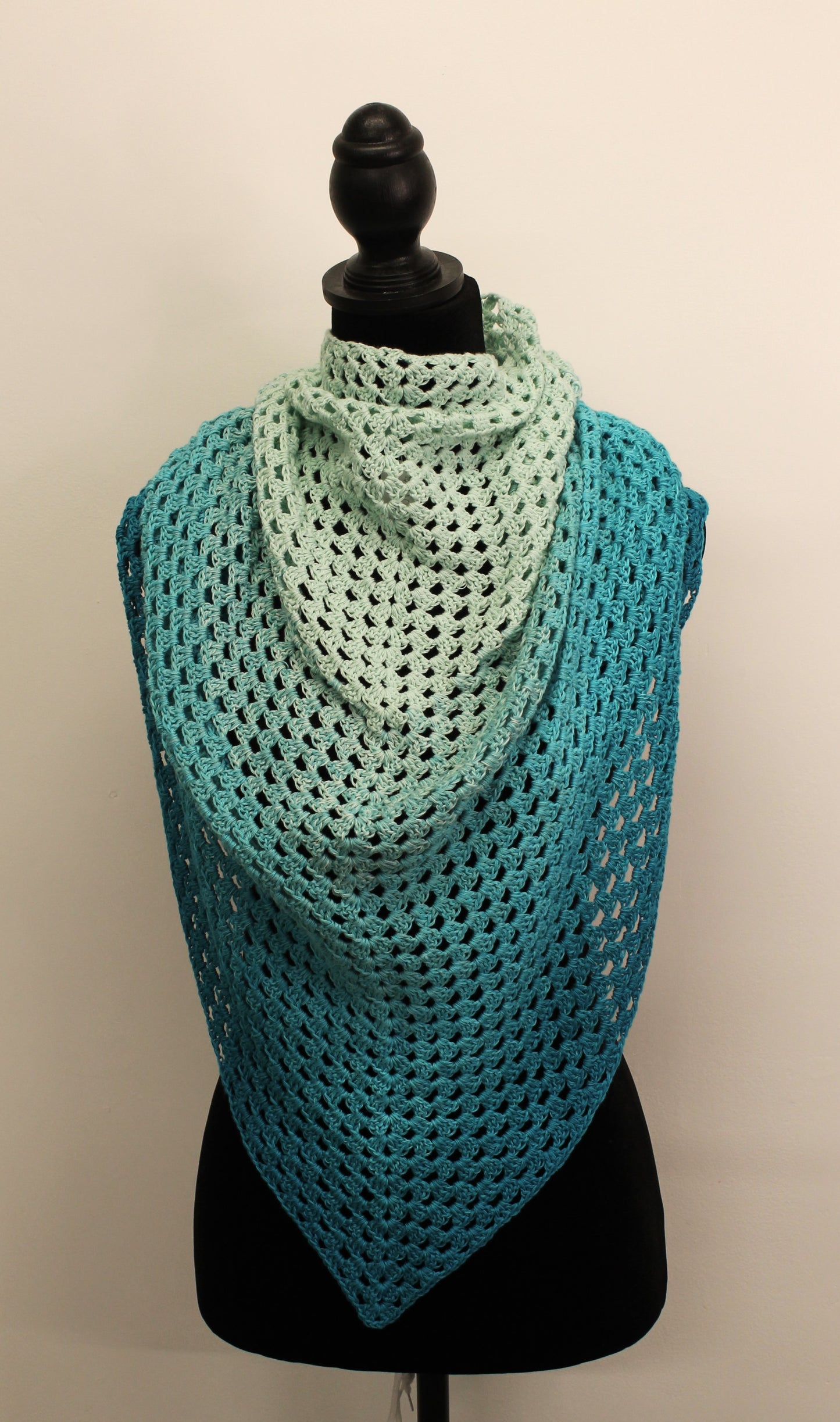 Triangle shawl