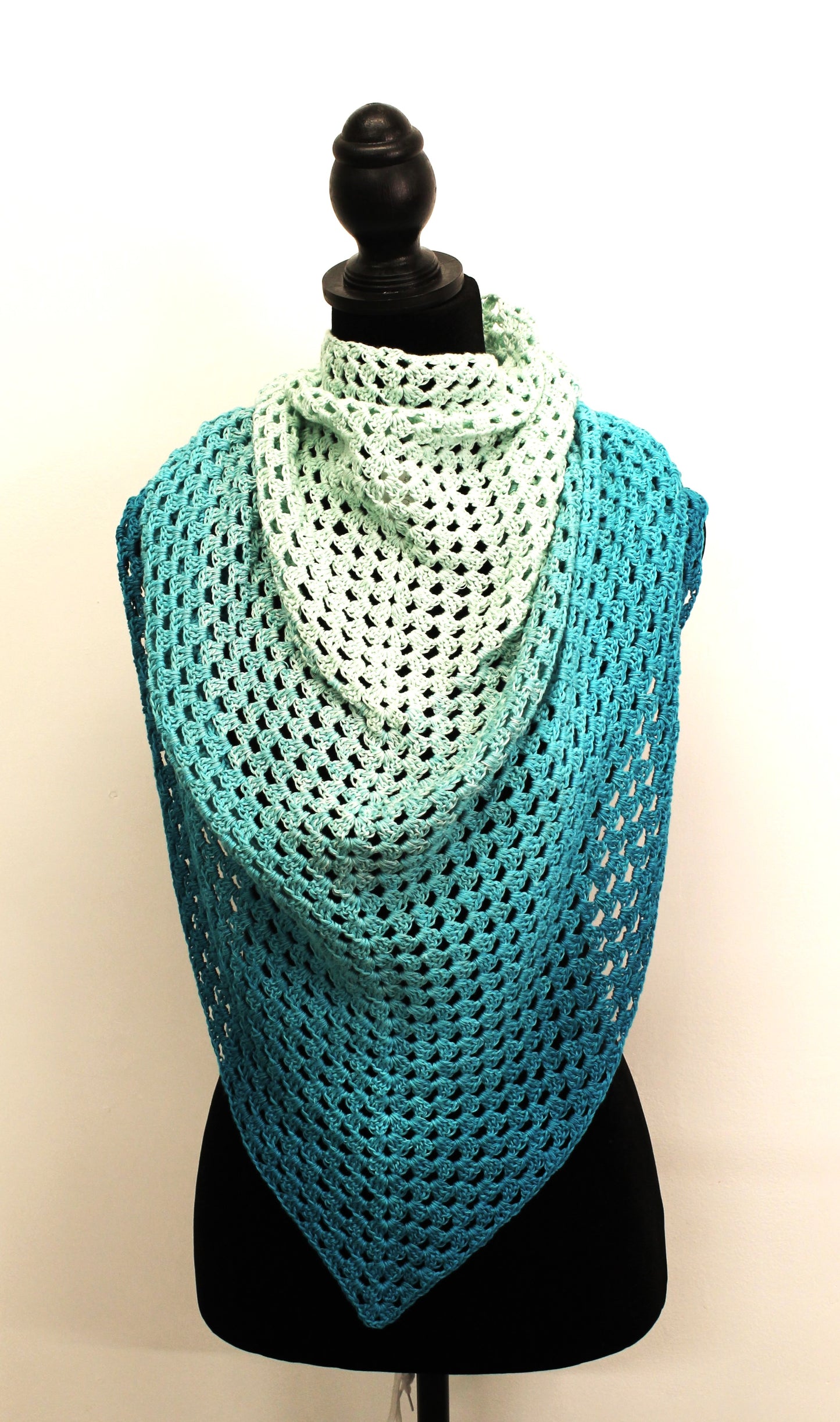 Triangle shawl