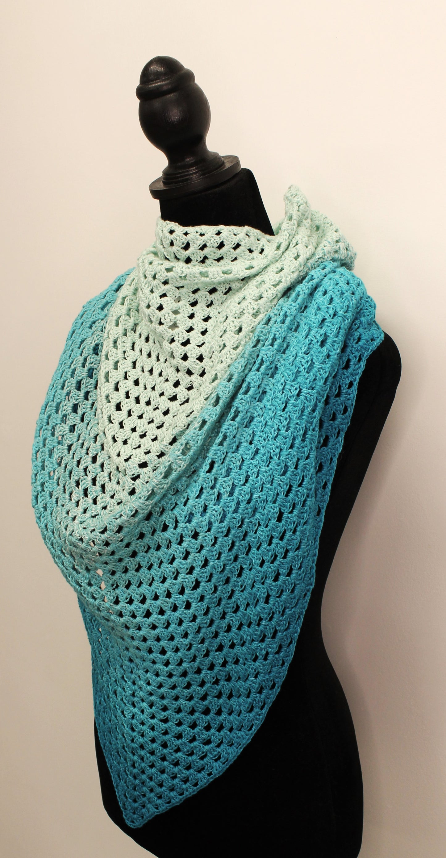 Triangle shawl